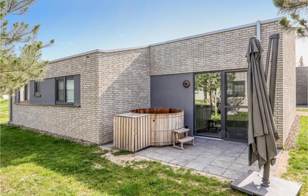Amazing home in Lembruch-Dmmer See with 3 Bedrooms, WiFi&Indoor swimming pool Buitenkant foto
