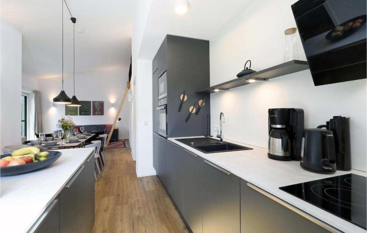Amazing home in Lembruch-Dmmer See with 3 Bedrooms, WiFi&Indoor swimming pool Buitenkant foto