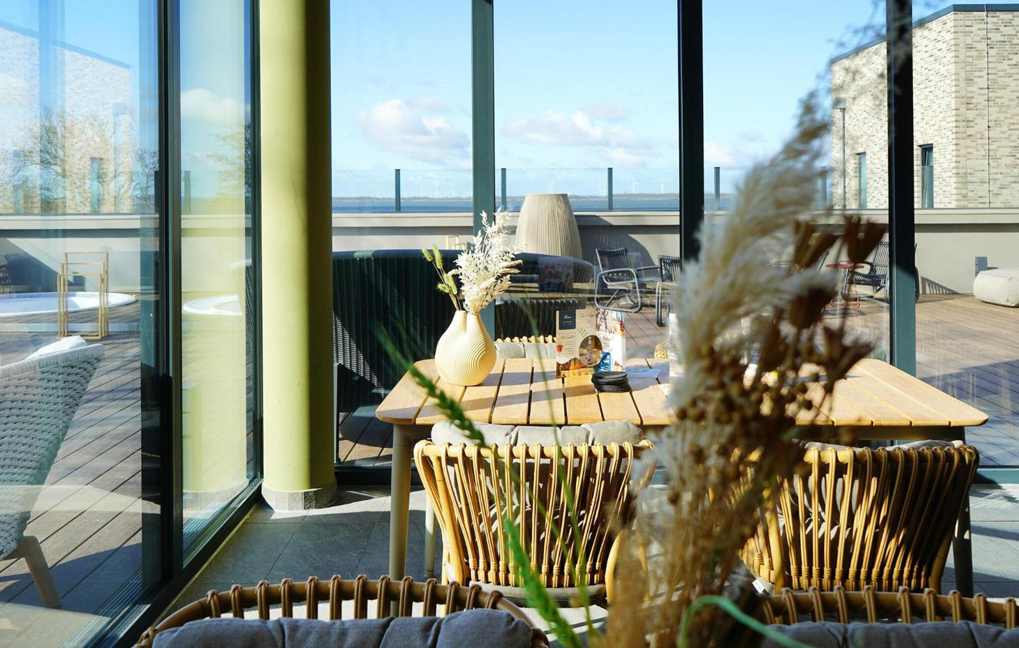 Amazing home in Lembruch-Dmmer See with 3 Bedrooms, WiFi&Indoor swimming pool Buitenkant foto