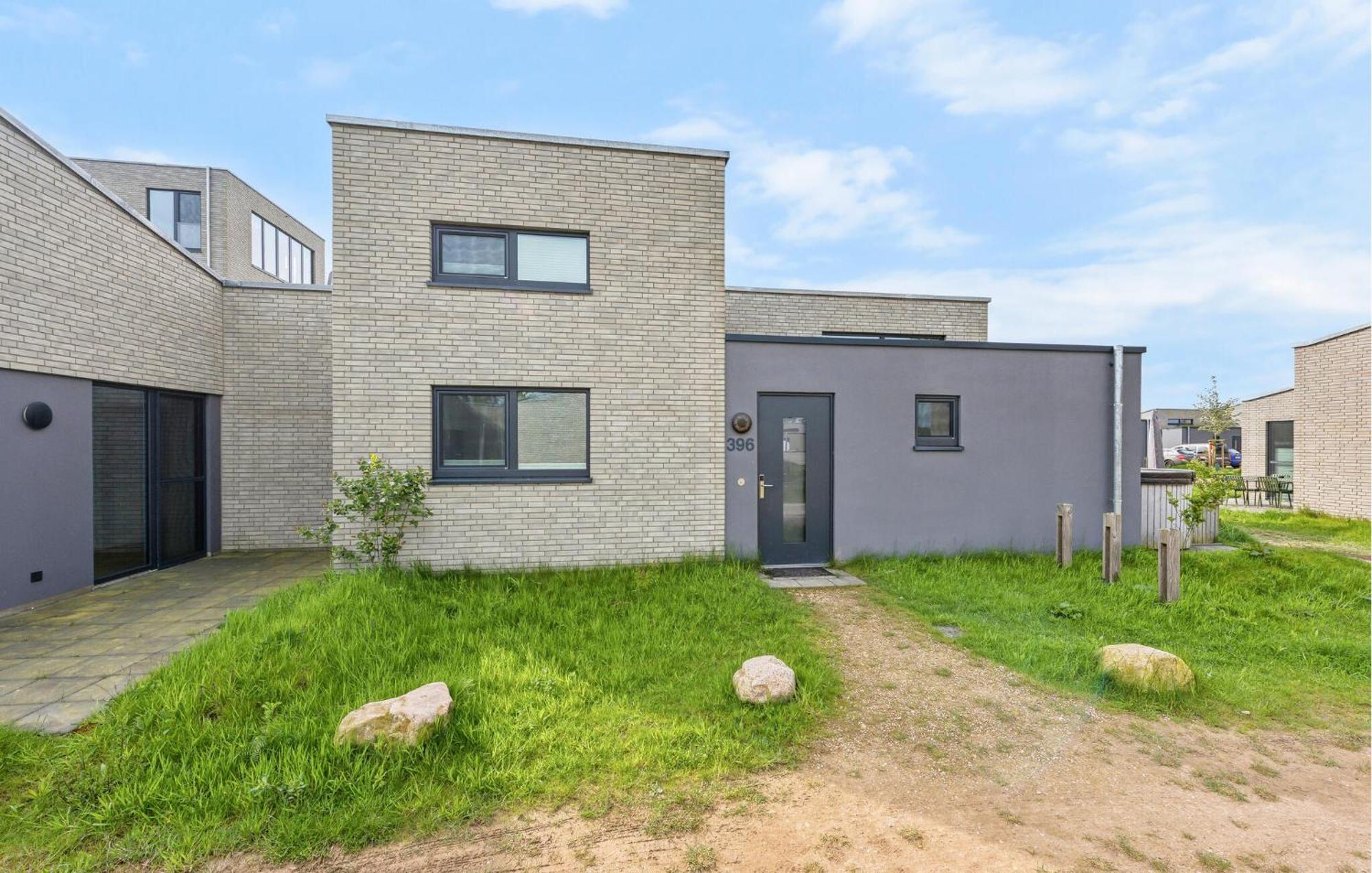 Amazing home in Lembruch-Dmmer See with 3 Bedrooms, WiFi&Indoor swimming pool Buitenkant foto